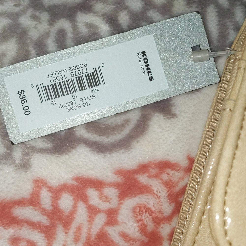 Wallet - Picture 2 of 7